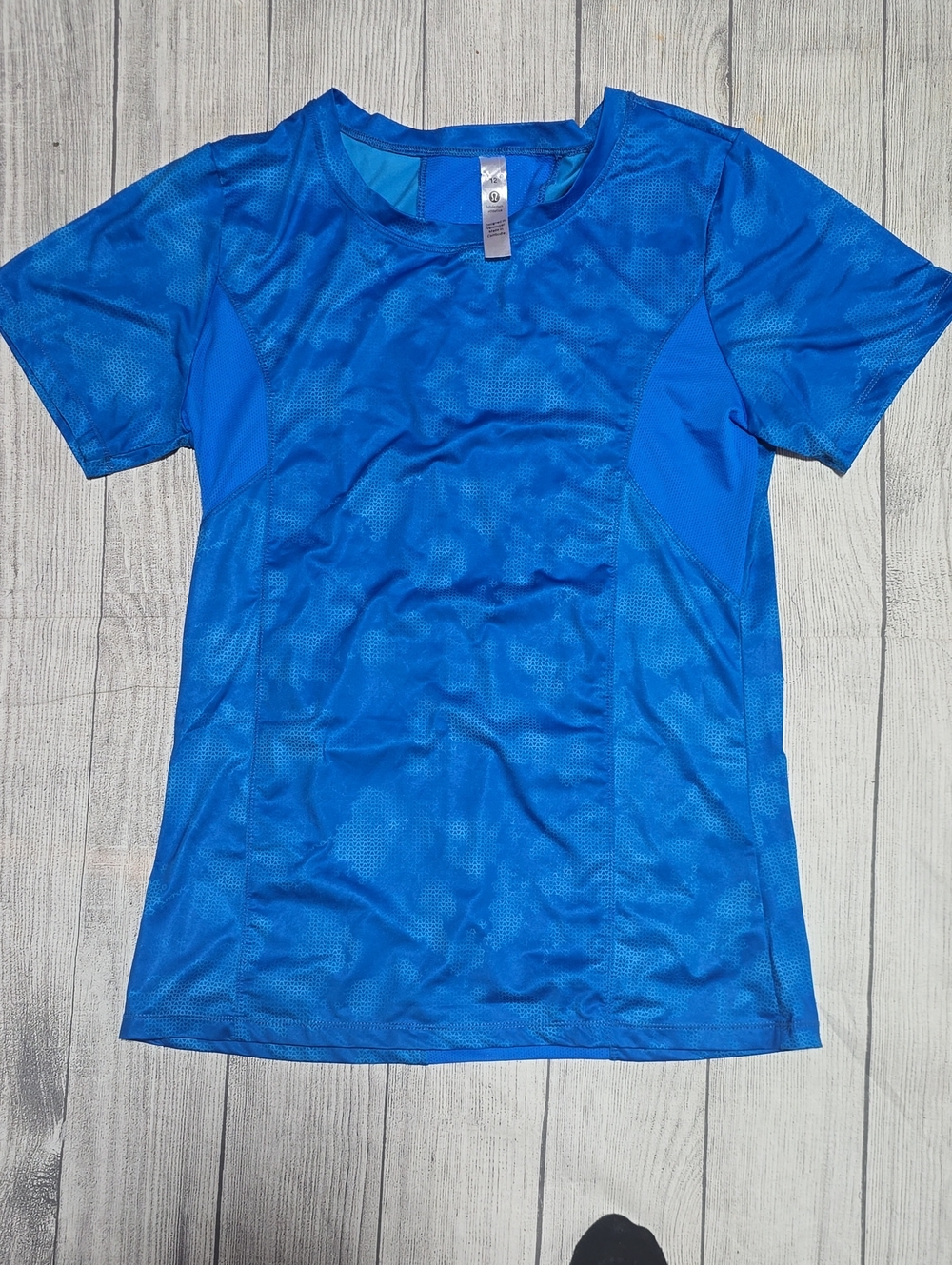 EUC Lululemon Size 12 Top